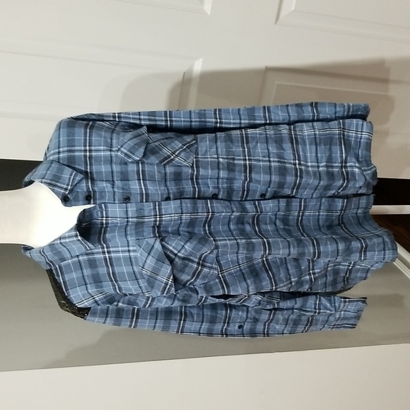 Embossed Sequin Back Checkered Flannel Tunic Shirt - Picture 2 of 10